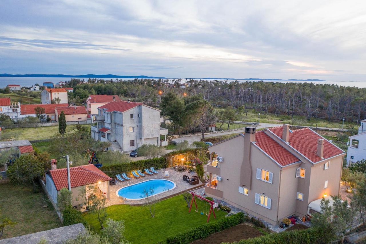 Apartmants Ivana & Toni Privlaka  Esterno foto